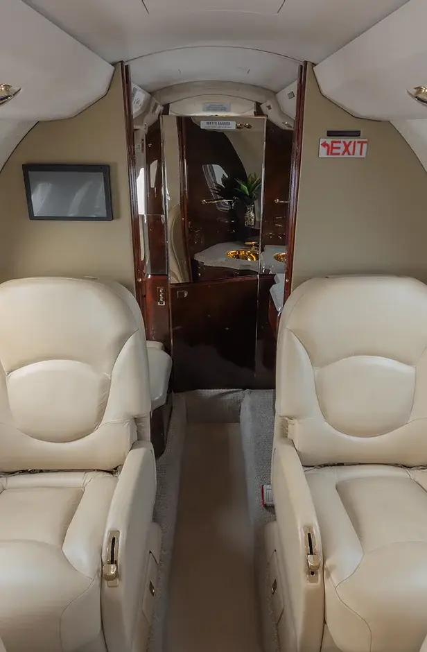 Cessna Citation Excel N567MC operated by Mach One Air Charters, Inc., KCNO photo 5