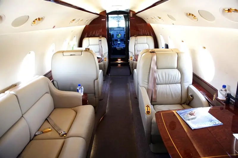 Gulfstream G200 N573PT operated by Presidential Aviation photo 6