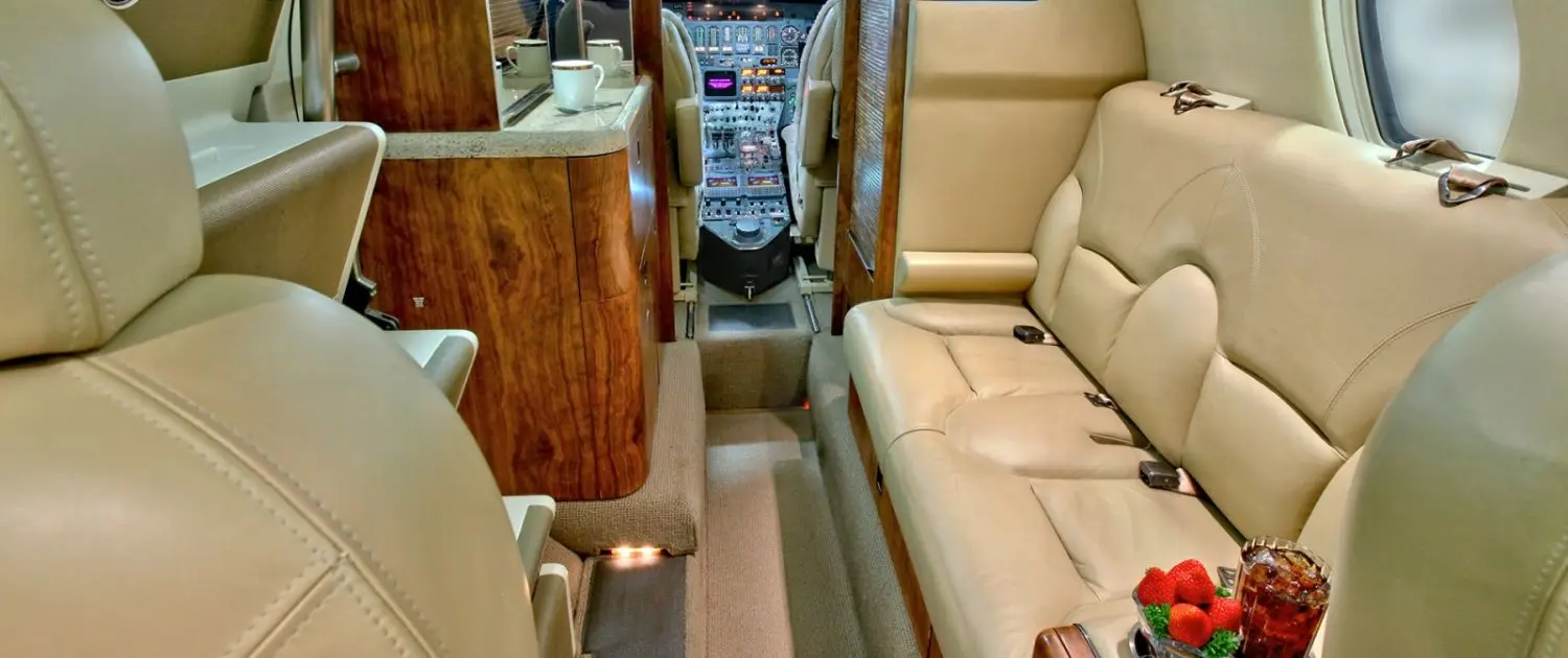 Cessna Citation VII N575HA operated by AEM Aviation photo 6
