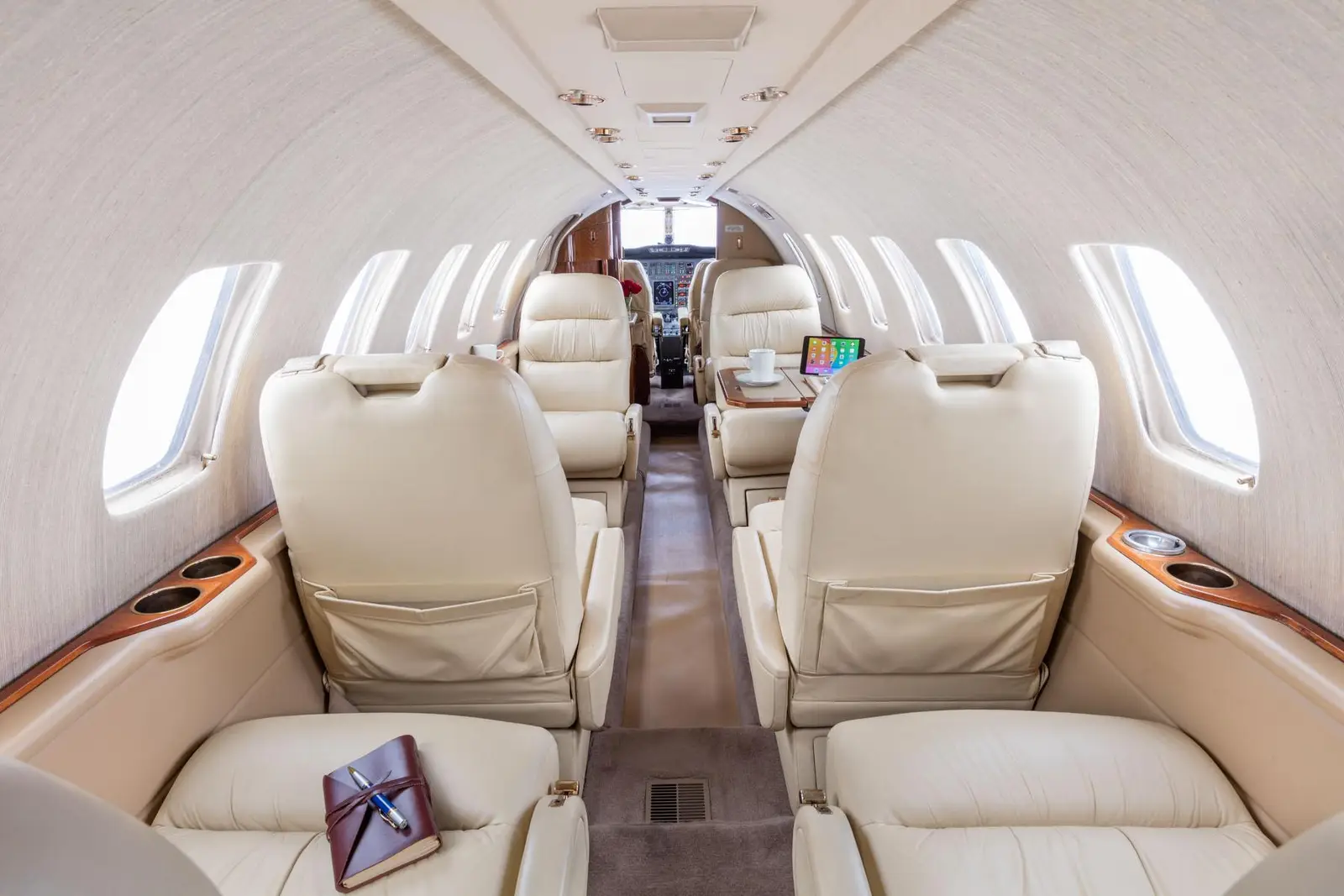 Cessna Citation Ultra N579BJ operated by Silver Air photo 5