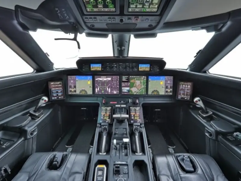 Gulfstream GVII-G500 N583GD operated by Wingtip Aviation photo 2
