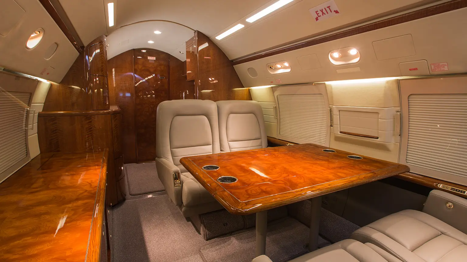 Gulfstream IV N58JE operated by Jet Edge International photo 3