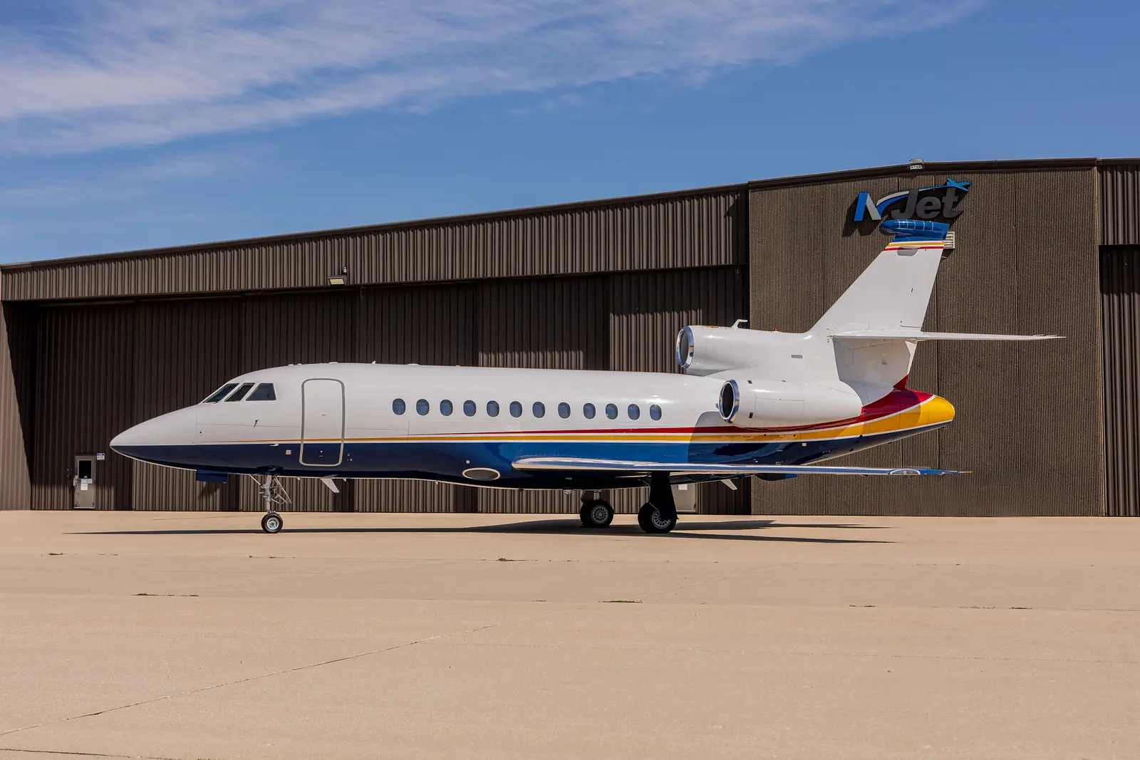 Dassault Falcon 900EX EASy N590CL operated by Solairus Aviation, exterior