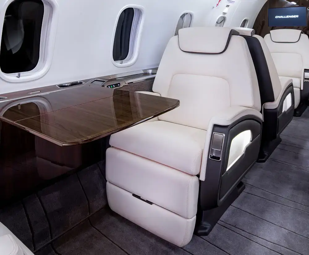 Bombardier Challenger 350 N590CV operated by Solairus Aviation photo 5