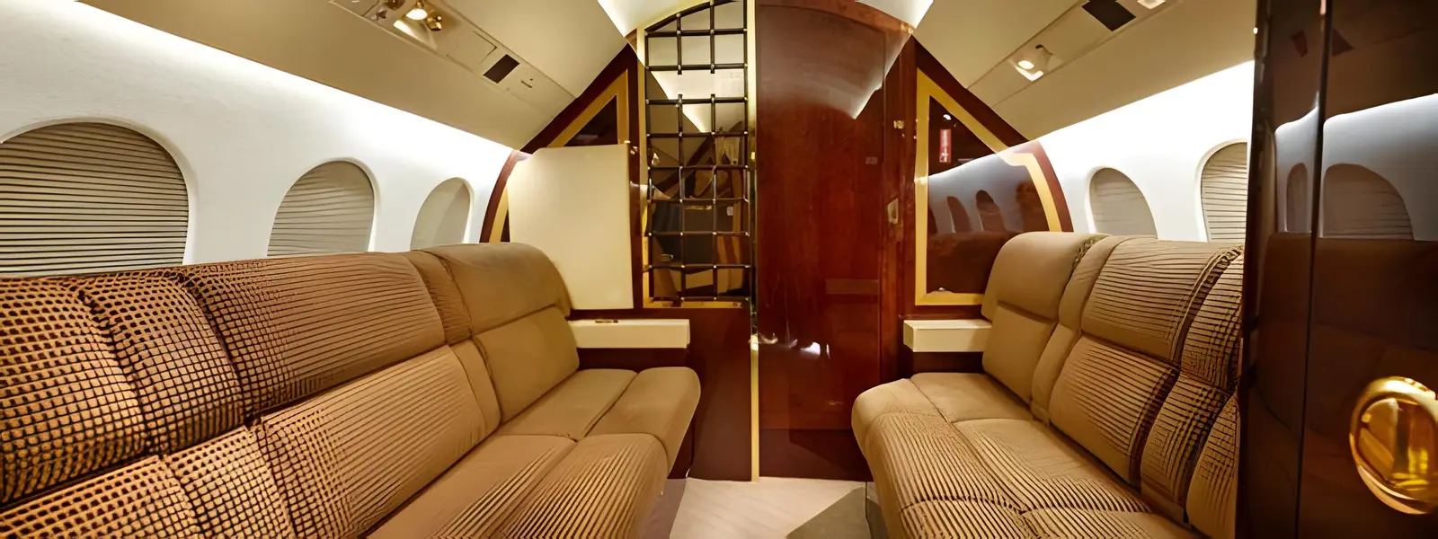 Dassault Falcon 900EX EASy N592CL operated by Solairus Aviation photo 2