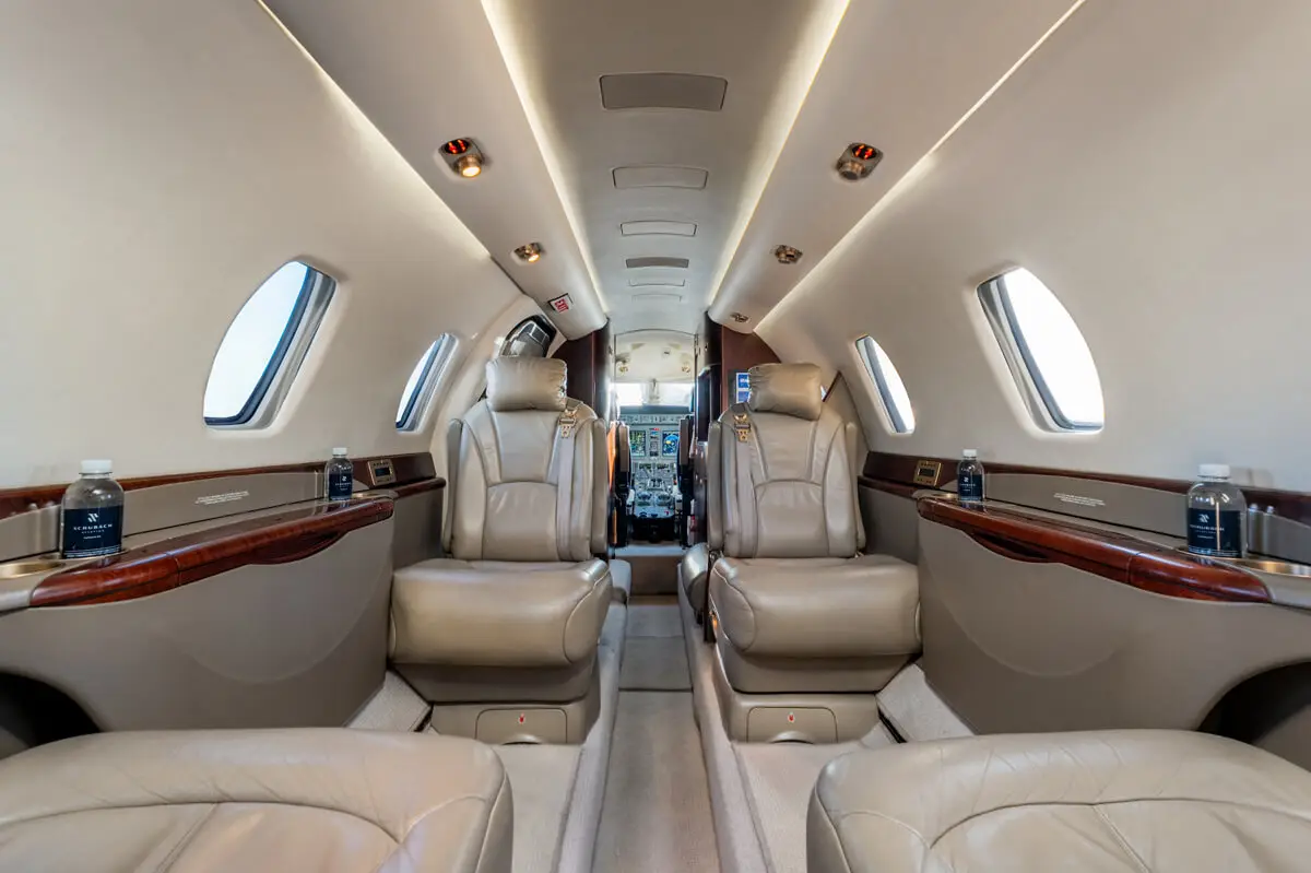 Cessna Citation Sovereign N595AB operated by Alerion Aviation, KSNA photo 5
