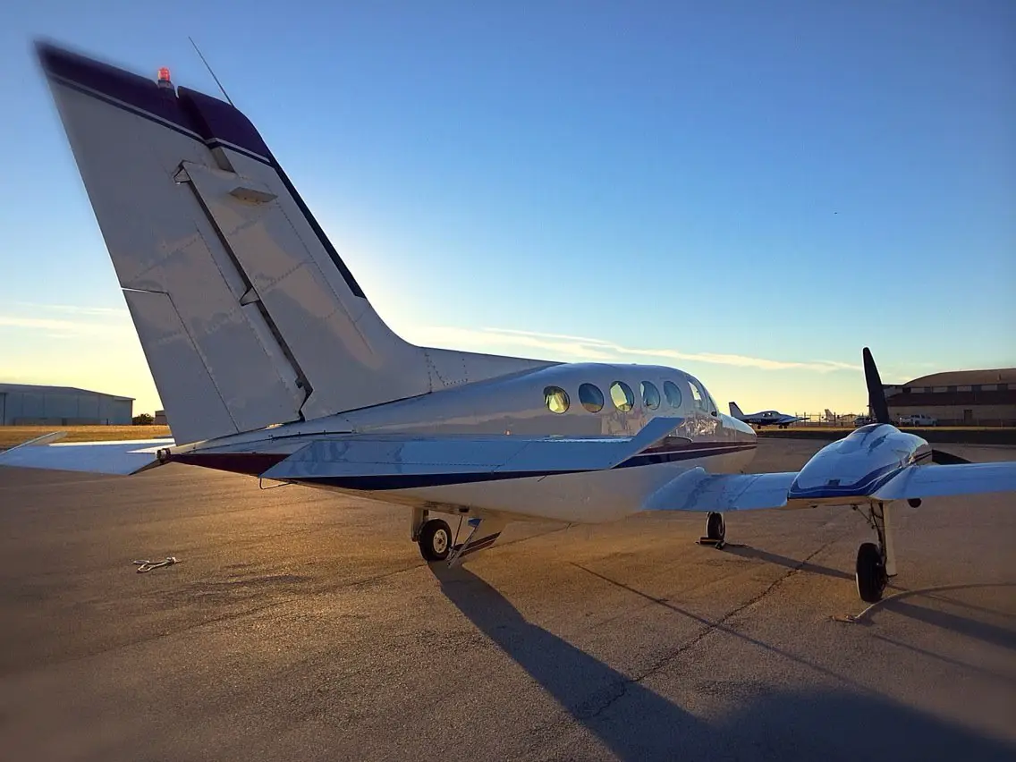 Cessna 421 N5996M operated by MedCare EMS photo 2