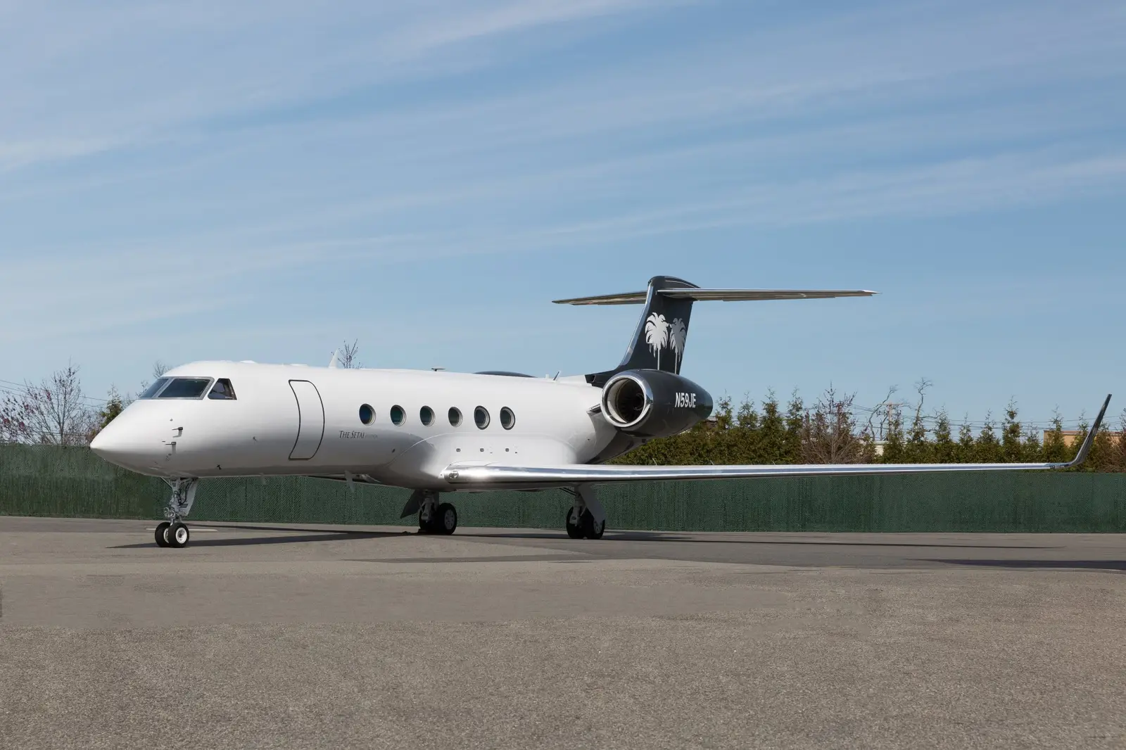 Gulfstream V N59JE operated by Talon Air, LLC, exterior