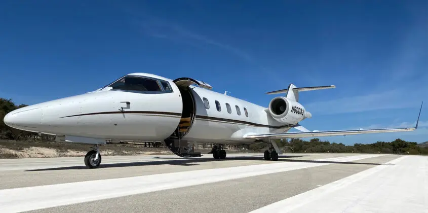 Bombardier Learjet 60 N600AJ operated by ATI Jet Executive Charter, KELP, exterior