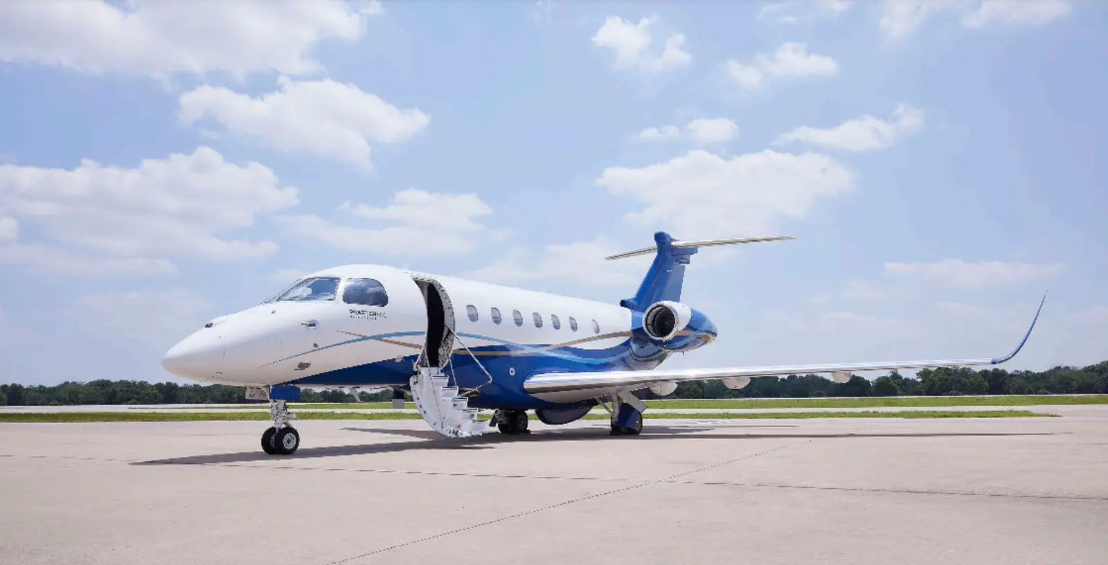 Embraer Praetor 600 N600JT operated by Jet Aviation, exterior