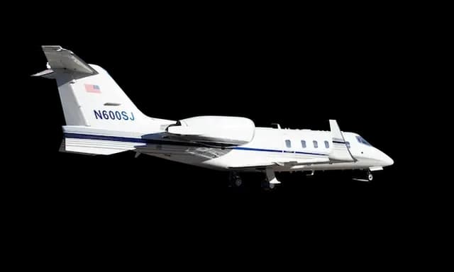 Bombardier Learjet 60 N600SJ operated by ATI Jet Executive Charter photo 3