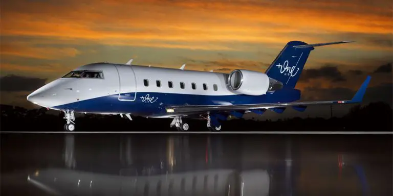 Bombardier Challenger 601 N601WY operated by Plus One Air photo 4