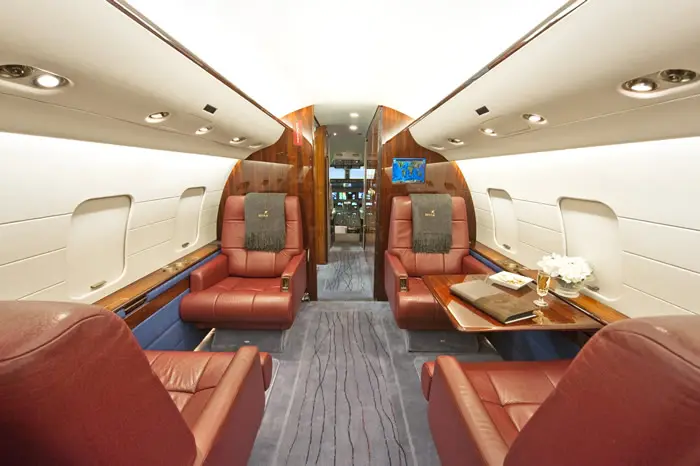 Bombardier Challenger 604 N604AV operated by Clay Lacy Aviation, Inc. photo 2