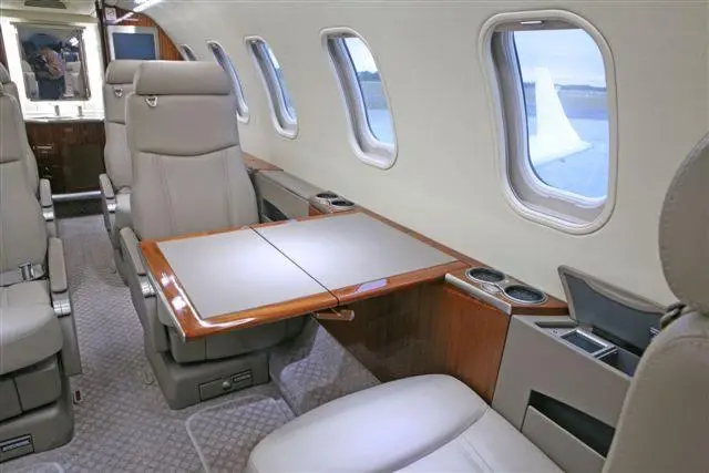 Bombardier Learjet 40XR N605BX operated by XCEL Jet photo 5