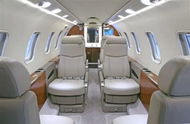 Bombardier Learjet 40XR N605BX operated by XCEL Jet photo 6