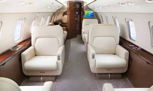 Bombardier Challenger 605 N605CS operated by Jet Linx Aviation, LLC photo 3