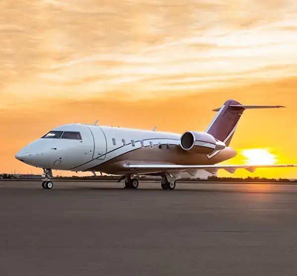 Bombardier Challenger 605 N605DS operated by Solairus Aviation, exterior