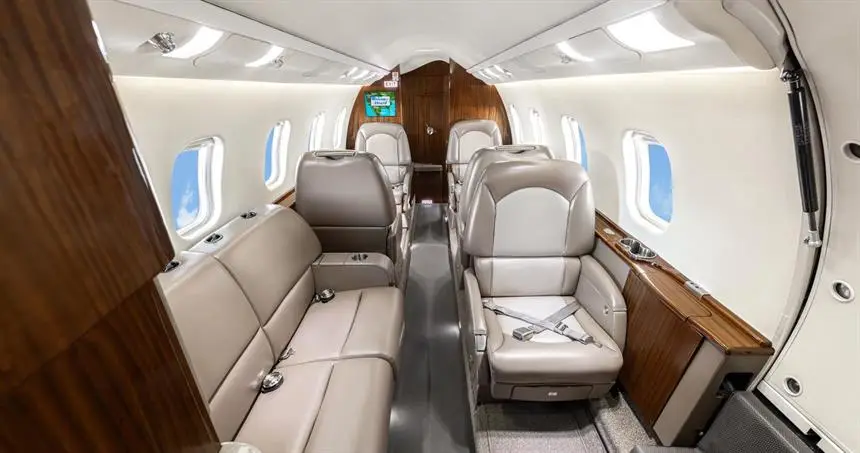 Bombardier Learjet 60XR N60AX operated by Jet 1 Charter, Inc. photo 3