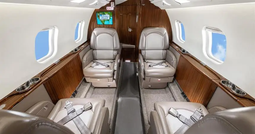 Bombardier Learjet 60XR N60AX operated by Jet 1 Charter, Inc. photo 4