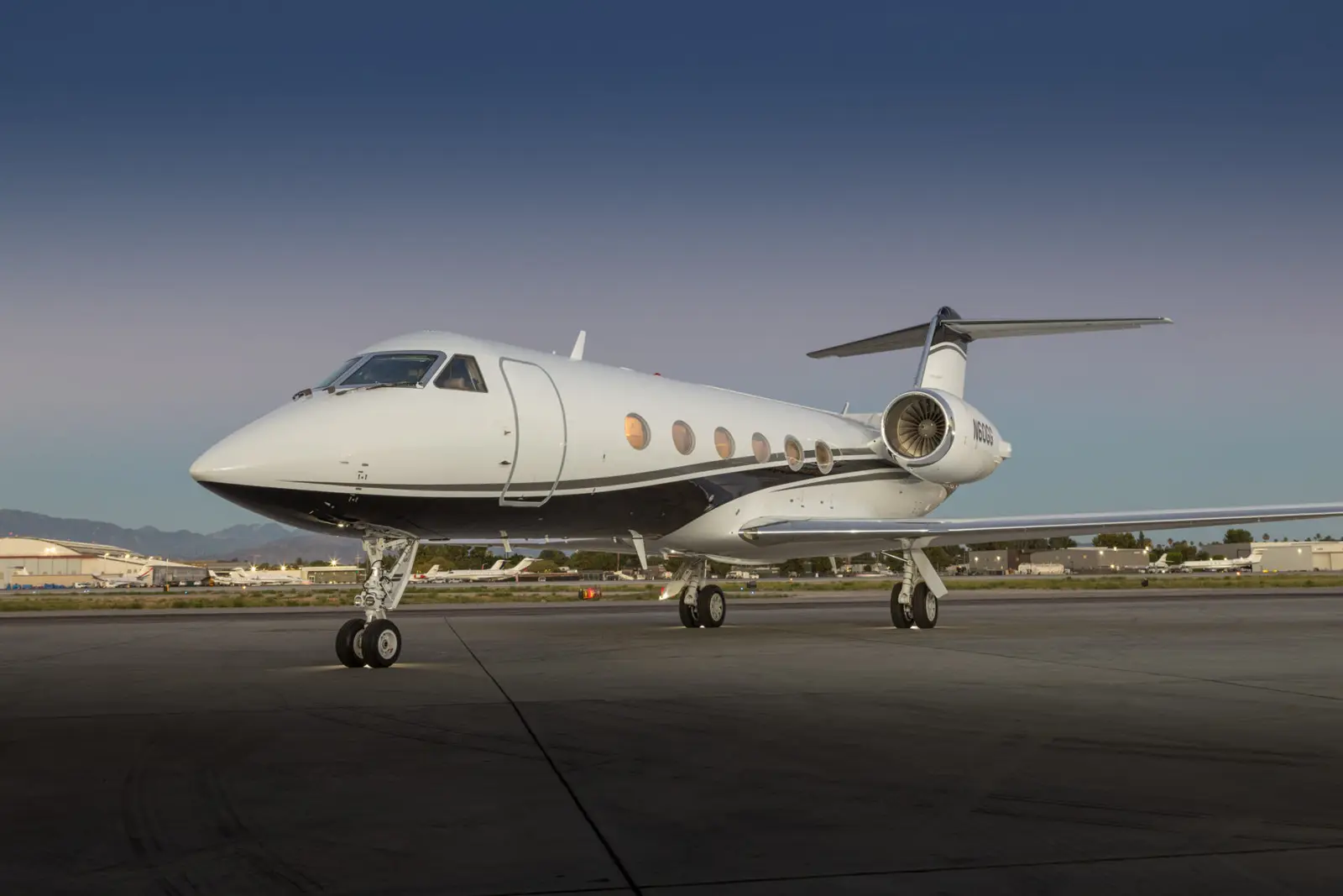 Gulfstream IV N60GG operated by STAJets, exterior
