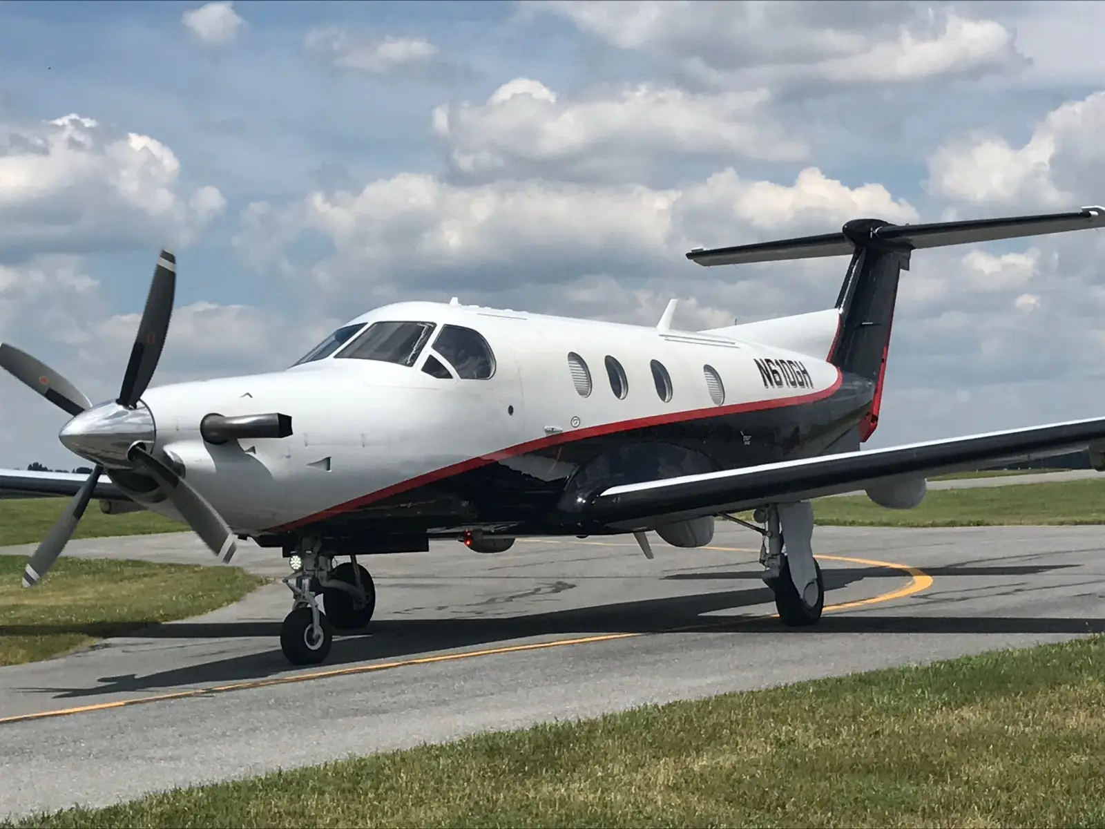 Pilatus PC-12/45 N610GH operated by Aero-Tech Services Inc, exterior