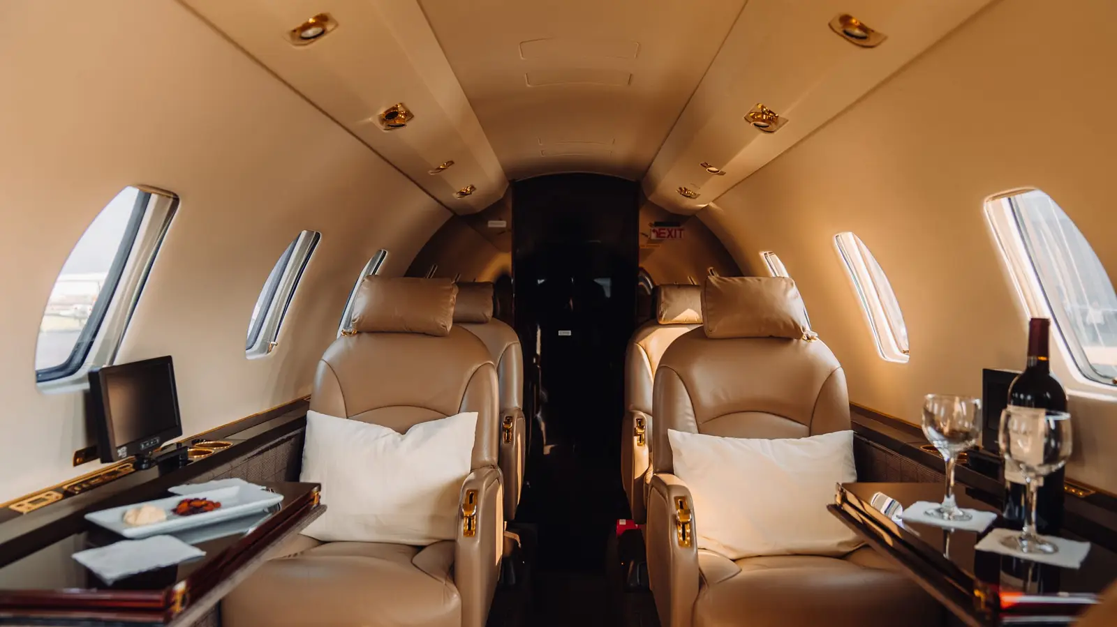 Cessna Citation Excel N610TX operated by Ventura Air Services photo 5