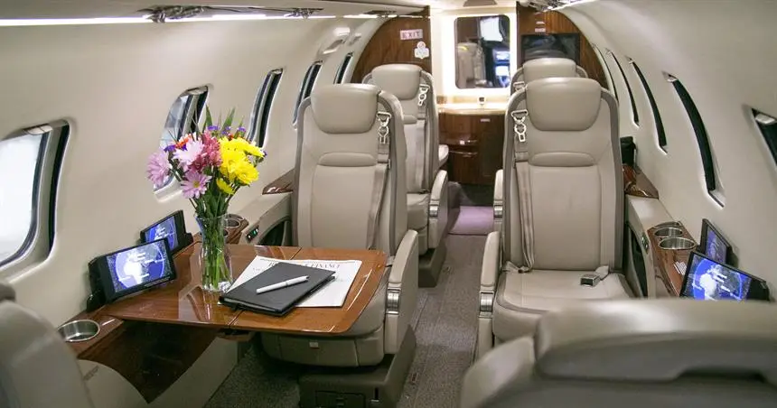 Bombardier Learjet 70 N616KK operated by Northern Jet Management, Inc. photo 2
