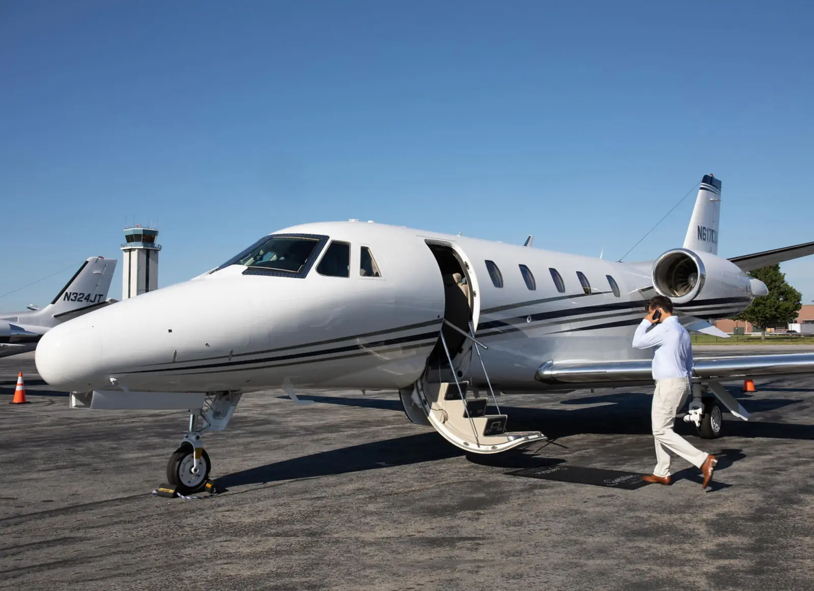 Cessna Citation Excel N617CB operated by Waltzing Matilda Aviation LLC, exterior
