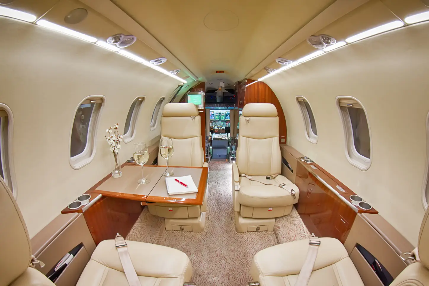 Bombardier Learjet 40XR N618PJ operated by Private Jets, Inc photo 5