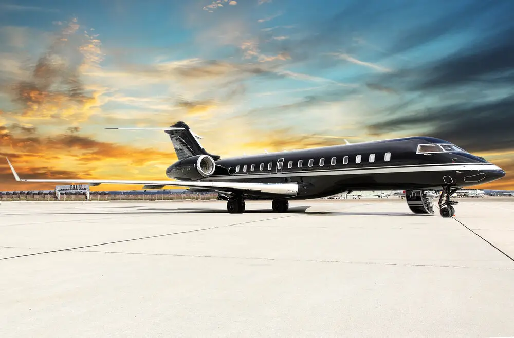 Bombardier Global Express N618WF operated by VIP Global photo 4
