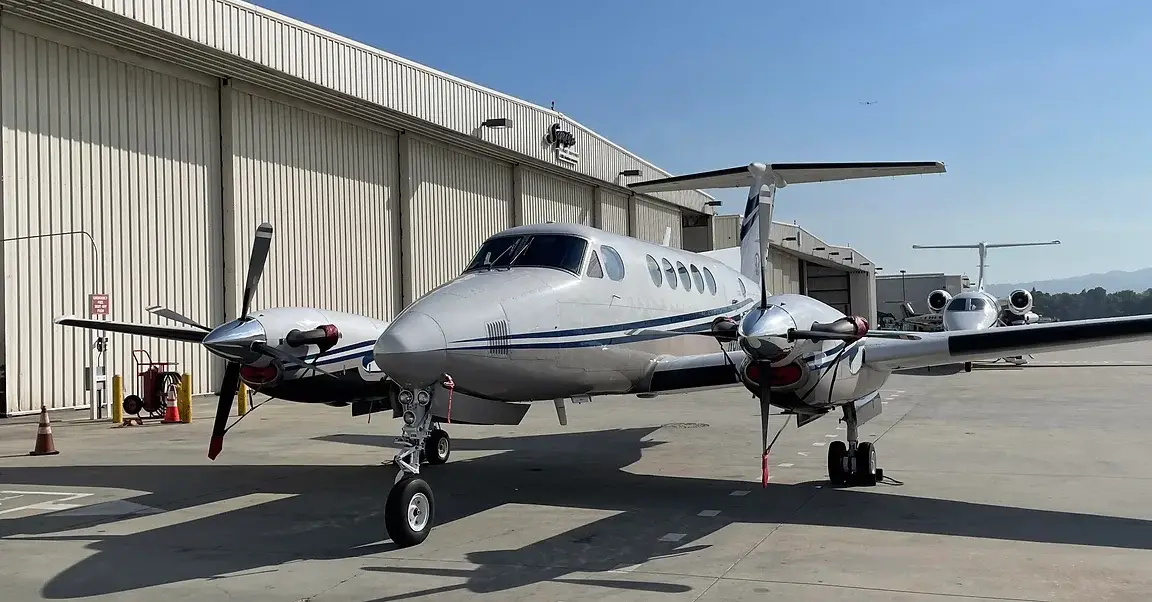Beechcraft King Air B200 N61AP