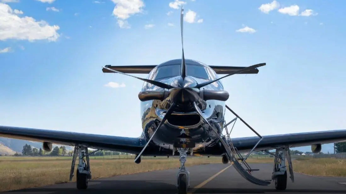 Pilatus PC-12/47 NG N61NG operated by Centurion Flight Services, Inc photo 3