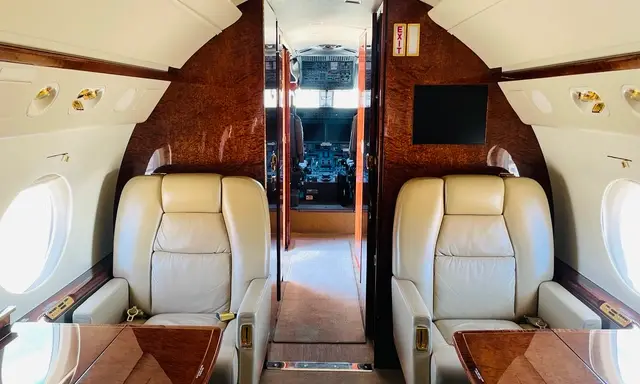 Gulfstream G550 N623MS operated by Cirrus Aviation Services photo 5