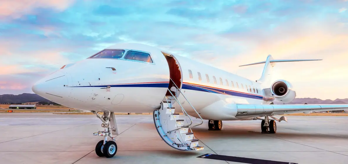 Bombardier Global Express XRS N624BR operated by ACI Jet photo 4