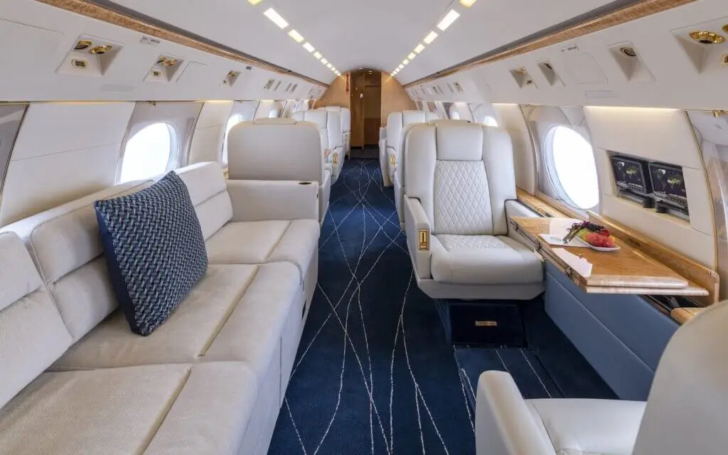 Gulfstream IV-SP N624PD operated by Starjet, Inc., KLAX photo 3