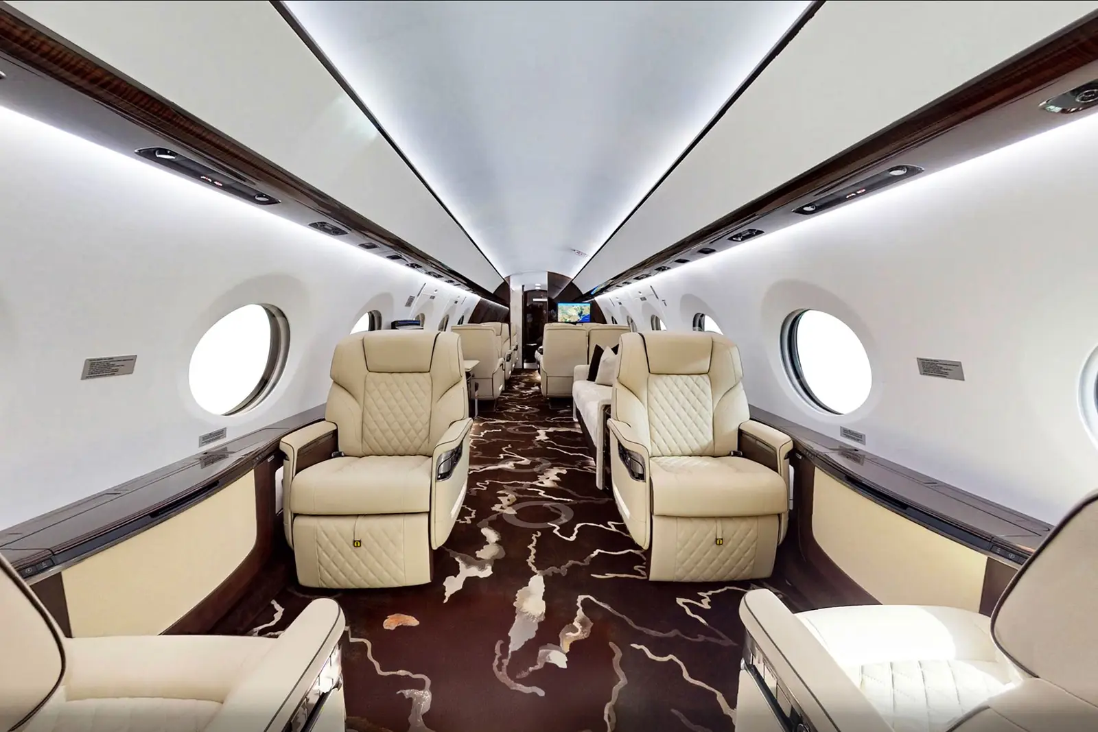 Gulfstream G700 N625TF operated by Wing Aviation Charter Services LLC photo 2