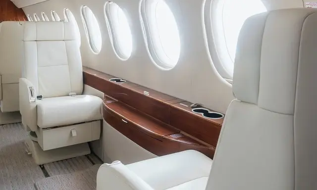 Dassault Falcon 7X N630TS operated by Solairus Aviation photo 5