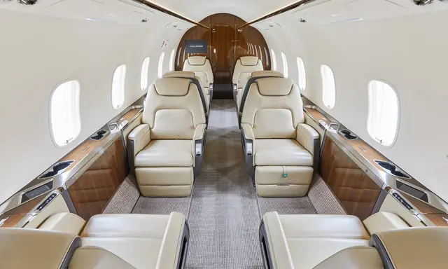 Bombardier Challenger 350 N631RP