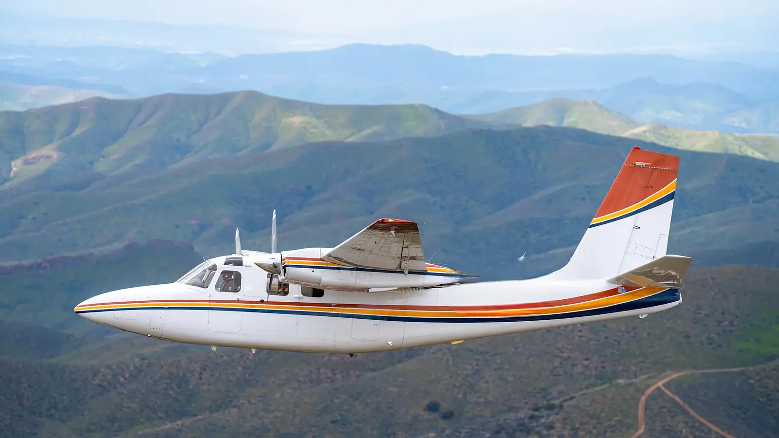 Aero Commander 500S N634CT operated by Corsair Aviation, LLC photo 2