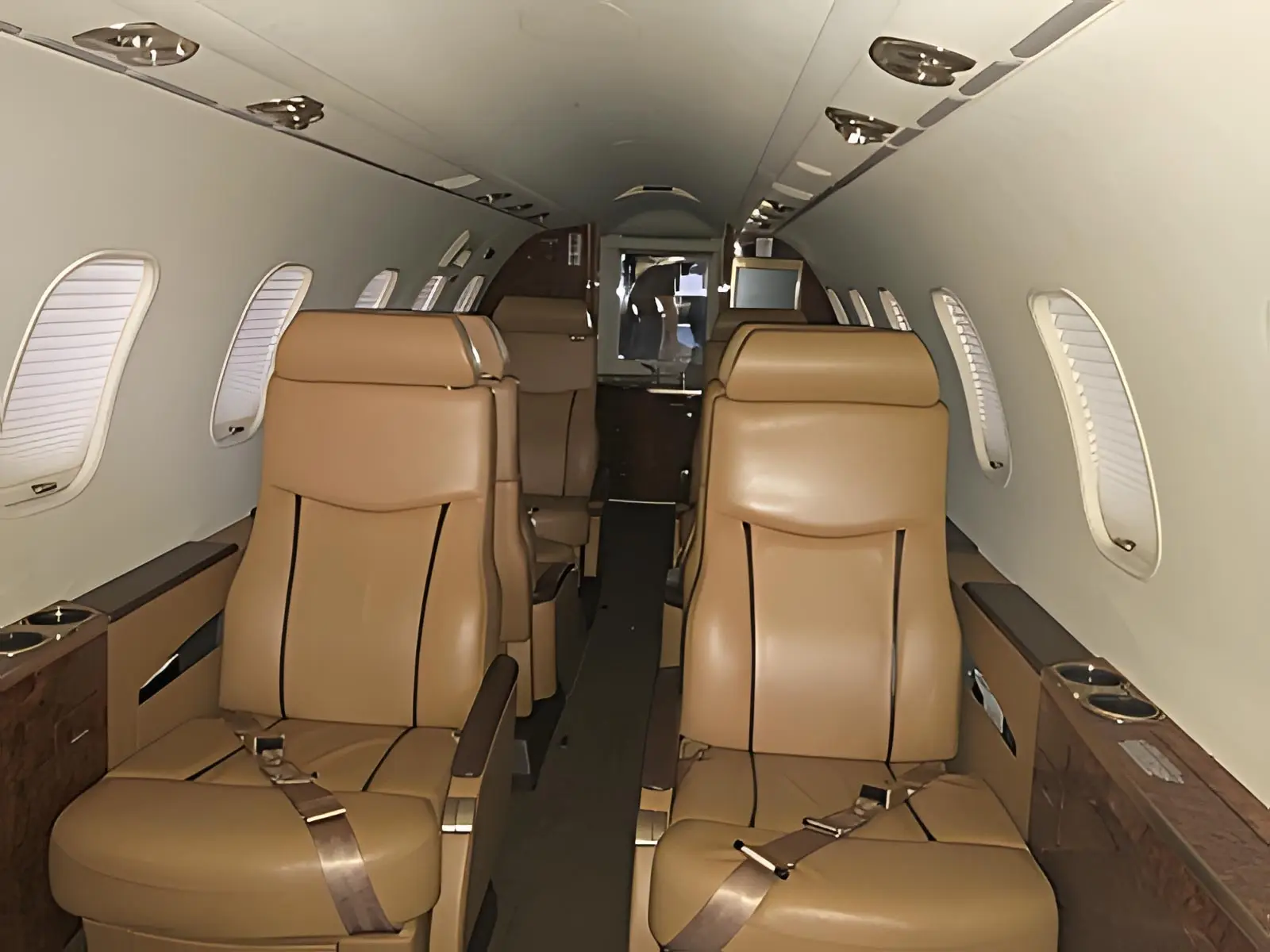 Bombardier Learjet 45 N63DZ operated by Aero-Tech Services, Inc photo 2