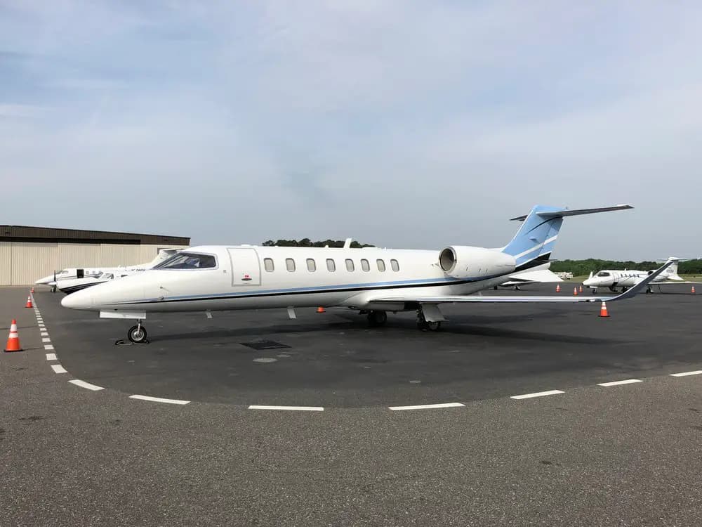Bombardier Learjet 45 N63WG operated by Jet Air Charter LLC photo 2