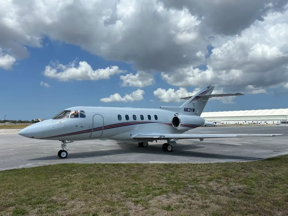 Beechcraft Hawker 800XP N63YM operated by Elite Air, Inc., KTPA, exterior