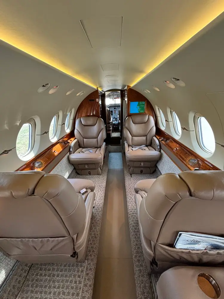 Beechcraft Hawker 800XP N63YM operated by Elite Air, Inc., KTPA photo 5