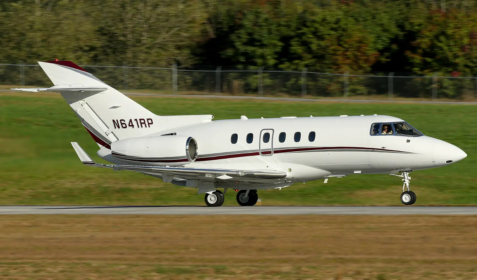 Beechcraft Hawker 850XP N641RP operated by Sky Quest, LLC, exterior