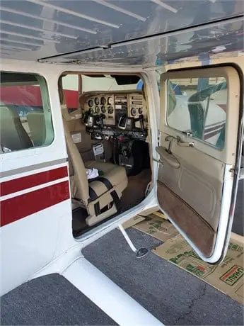 Cessna 207 N6449H operated by Plane Travel, Inc. photo 3