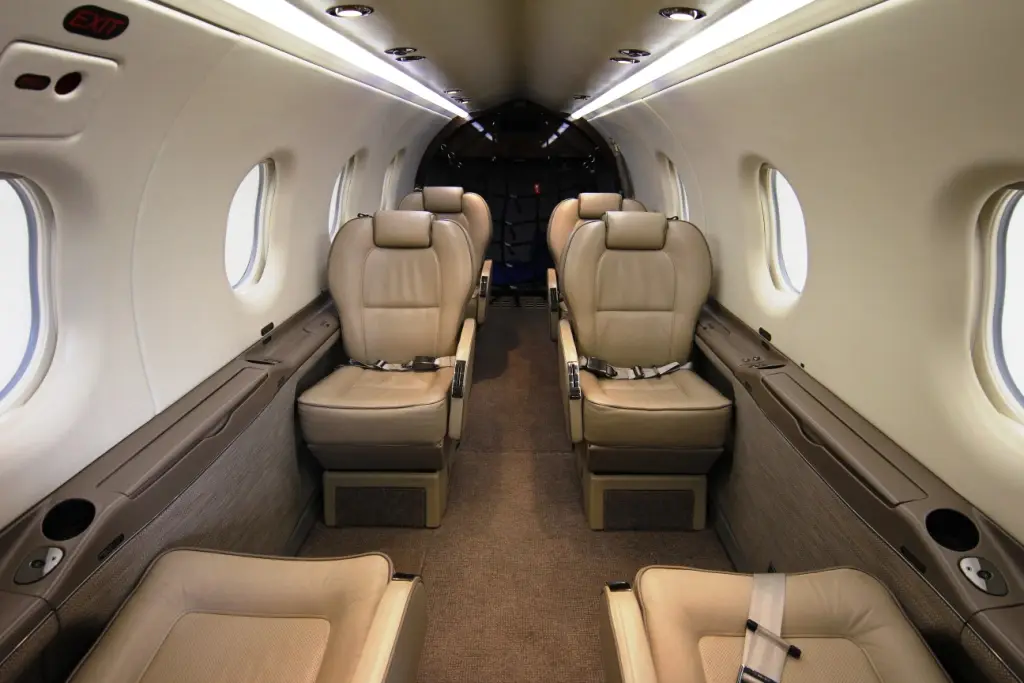 Pilatus PC-12/45 N644SD operated by Aero-Tech Services Inc photo 3