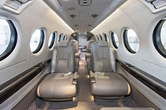 Beechcraft King Air 360 N64FB operated by Axis Jet photo 3