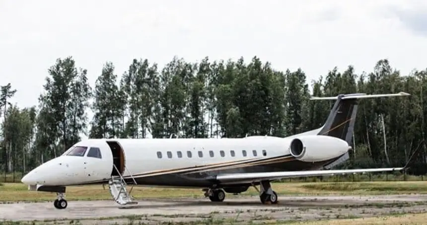 Embraer Legacy 600 N650LY operated by Executive Aviation, exterior