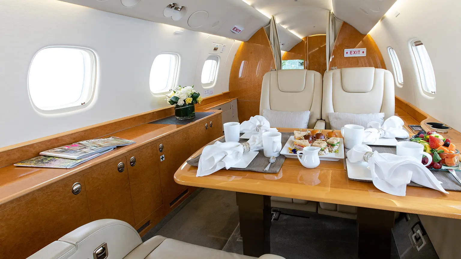 Embraer Legacy 650 N650TB operated by Western Air Charter, Inc photo 2