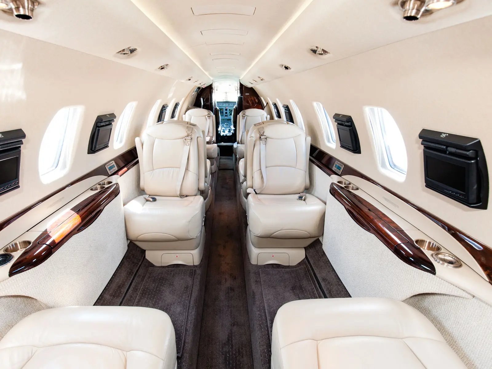 Cessna Citation II N655MM operated by Triton Air LLC photo 5